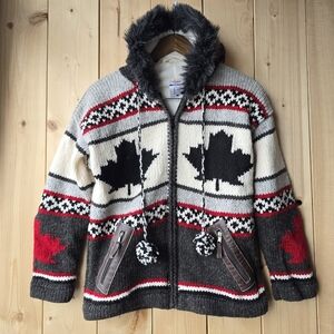 Ecu Arts Canada 100% Wool Zip Up Winter Coat Grey Womens Small